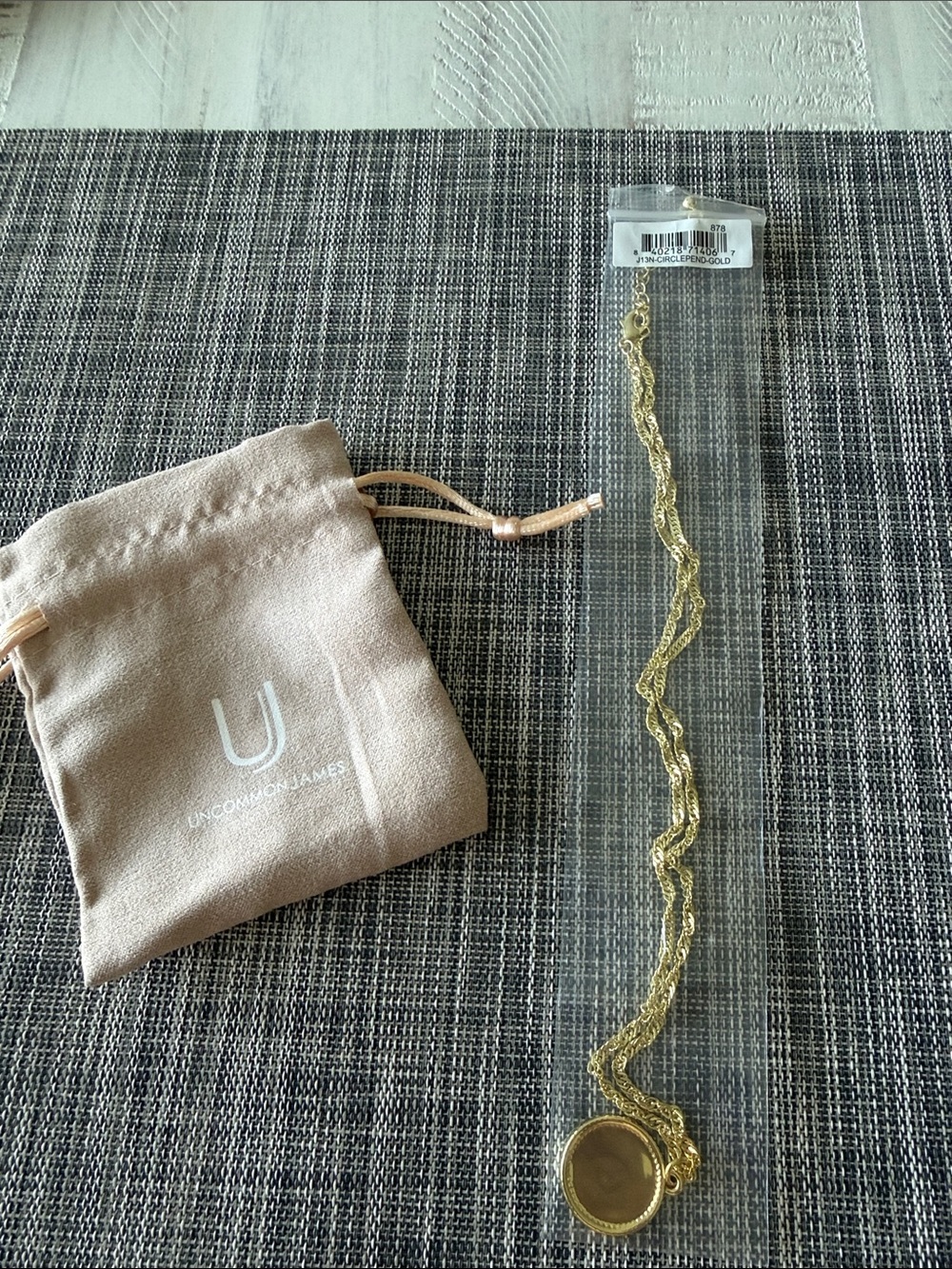 Uncommon James circle pendant necklace gold 20” new in package!